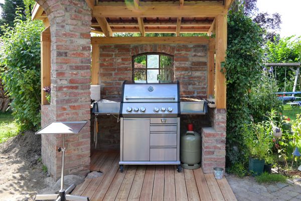 Propane Grill Assembly in Sandpoint